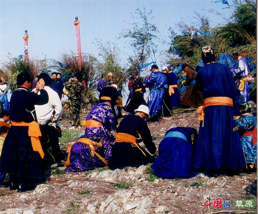 【原創】神聖的草原敖包盛會：寶格德烏拉祭祀（中國網草原頻道）