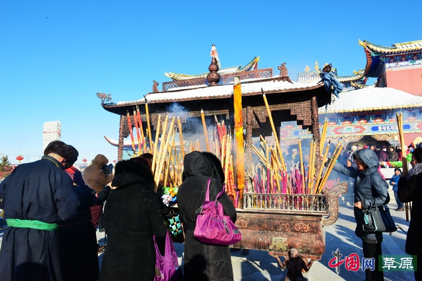 內蒙古鄂溫克旗旅遊文化廟會烘托鄂溫克旗年味濃(原創)