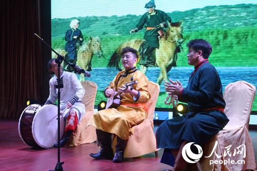 现场演出