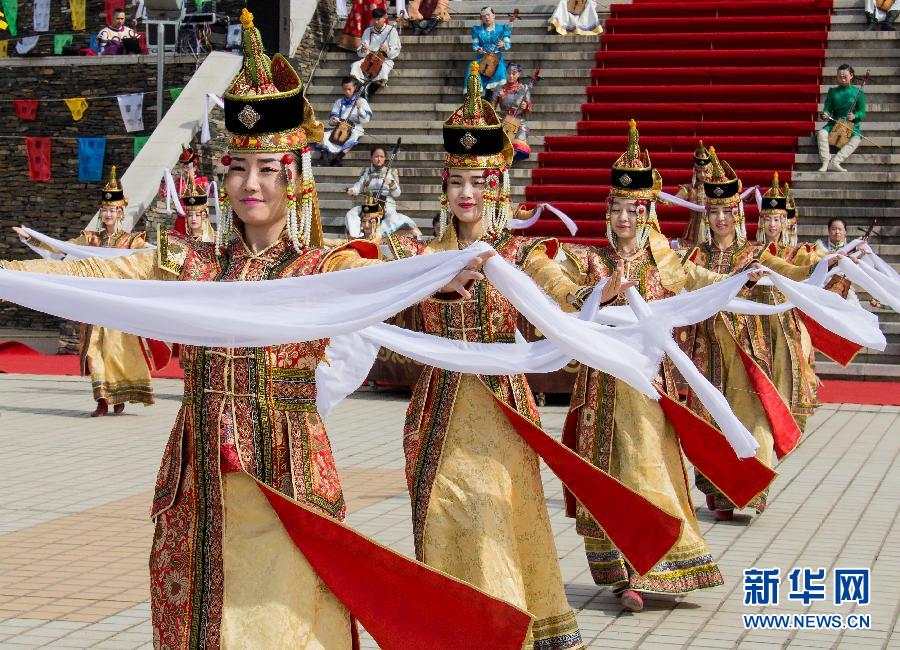 #（文化）（1）那达慕上“最炫民族风”